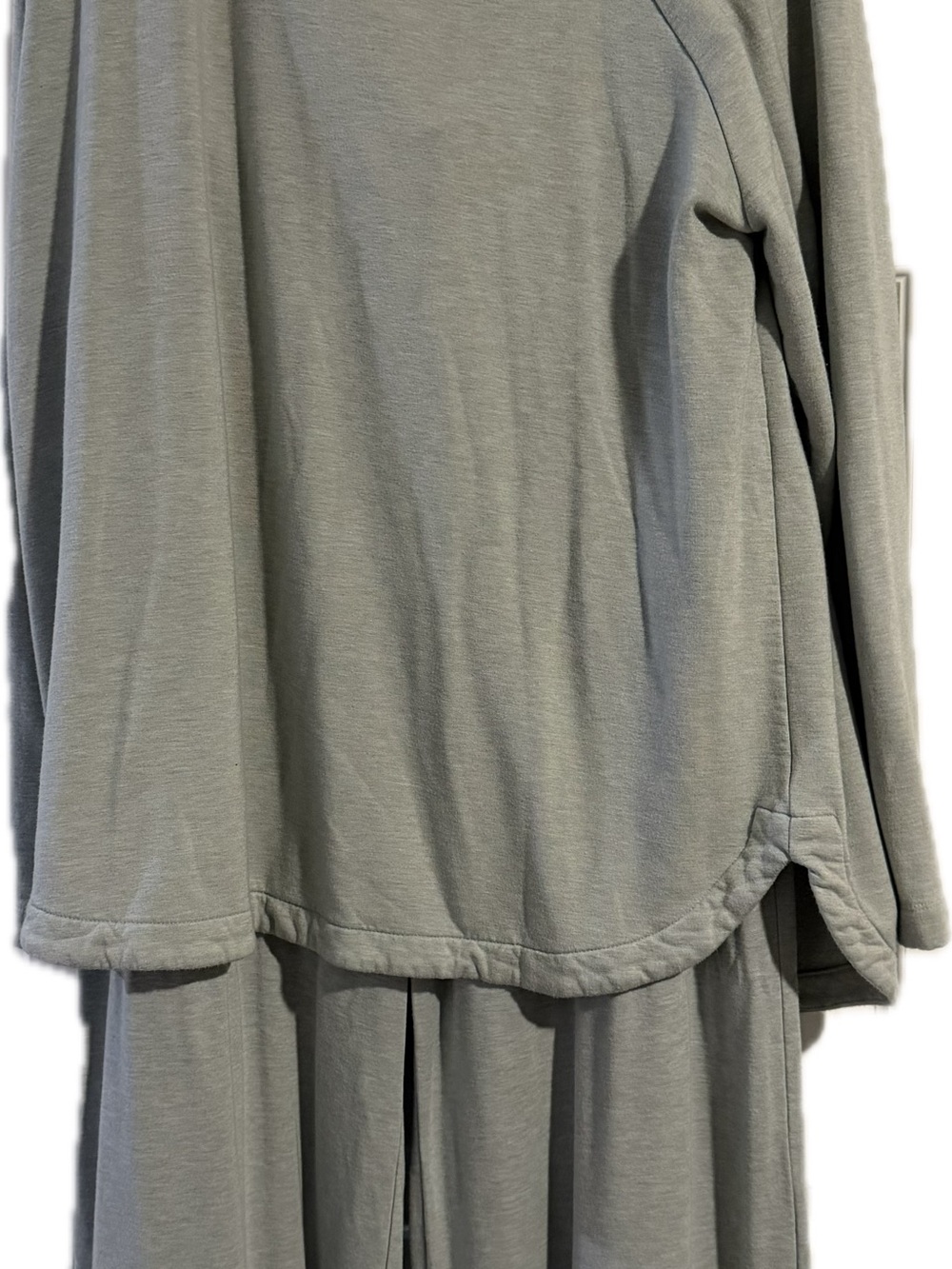 Lou & Grey Light Gray Lounge Top & Pants Set